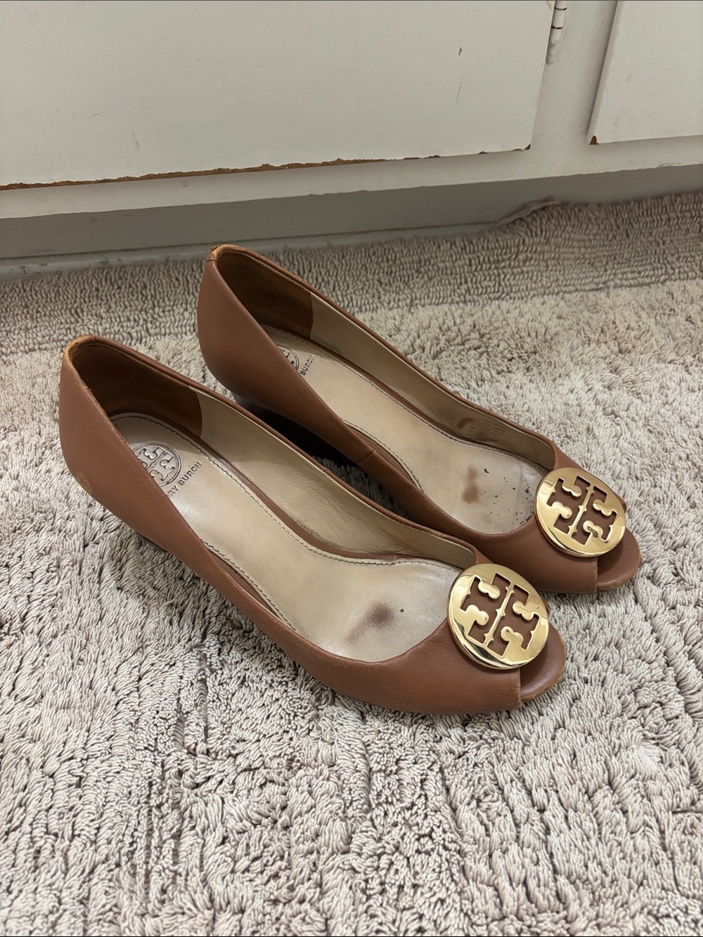 Tory Burch Brown Leather Peep-Toe Flats with Gold Logo Medallion